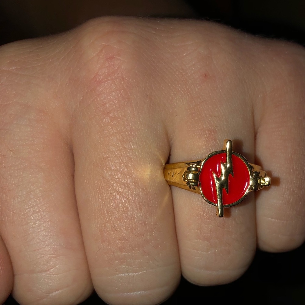 Flash ring! - Picture 2 of 3